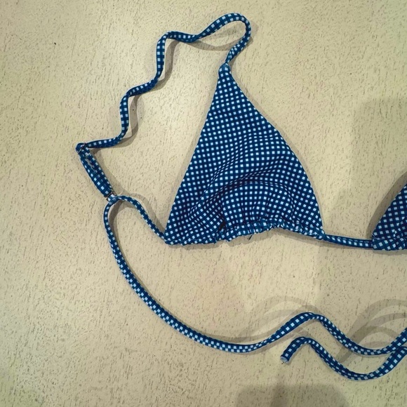 skatie x the salty blonde ella bikini top in blue and white "lido" pattern - Picture 3 of 3